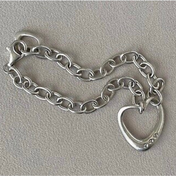 Hot Diamonds Heart Bracelet w/3 diamonds. The perfect Valentine’s Day gift 4 you - Picture 7 of 12